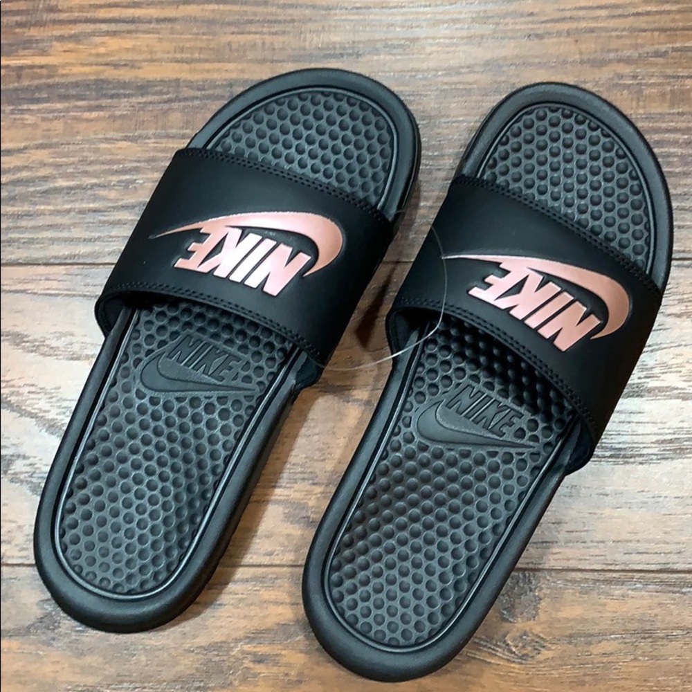 NIKE WMNS BENASSI JDI Black/Rose Gold - Picture 15 of 16
